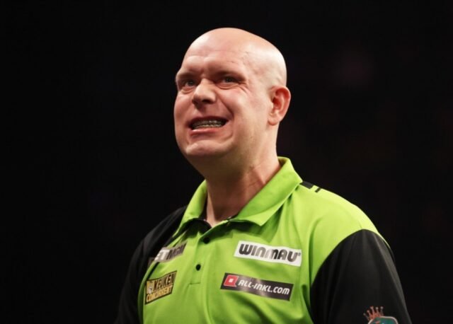 'Do or Die' - Darts Star mengungkapkan teori di belakang Michael Van Gerwen yang menyedihkan 2025 dan mengatakan dia harus 'menonton dirinya kembali'
