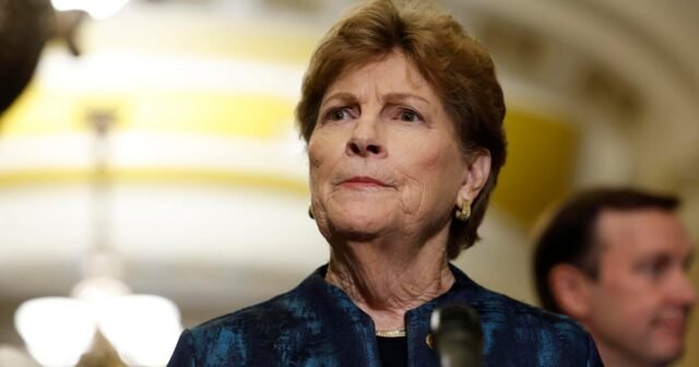 Jeanne Shaheen, Demokrat New Hampshire, tidak mencalonkan diri untuk pemilihan Senat pada tahun 2026
