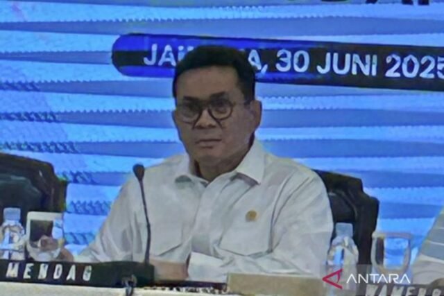 Pemerintah merevisi aturan impor untuk pakaian, aksesoris pakaian

