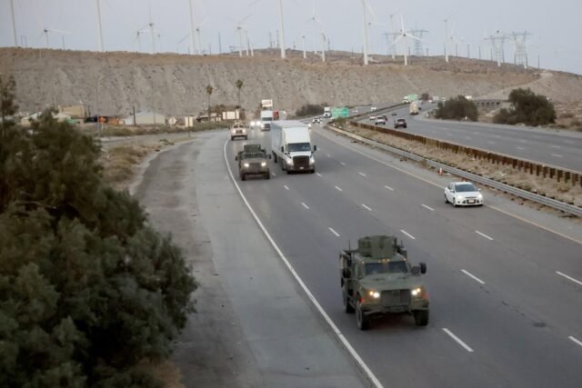 Senator California mendorong Pentagon untuk mendapatkan jawaban tentang penempatan ratusan Marinir ke LA
