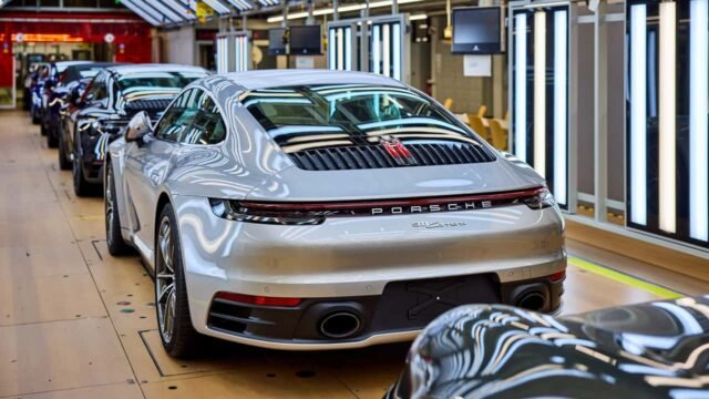 AS baru saja mencapai kesepakatan tarif dengan UE. Inilah seberapa banyak Porsche baru Anda akan dikenakan pajak
