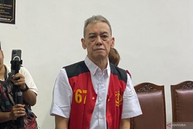 Jaksa penuntut mencari hukuman 6 tahun untuk fariz rm dalam kasus penyalahgunaan narkoba

