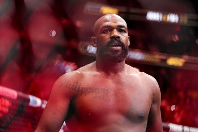 Keputusan Jon Jones brutal Dana White Dibela oleh Joe Rogan karena ikon UFC menghadapi lebih banyak masalah hukum
