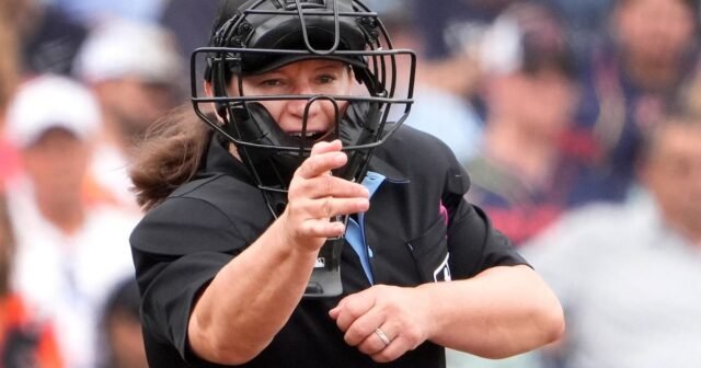 MLB memanggil wasit wanita pertamanya, mempromosikan Jen Pawol untuk pertandingan Marlins-Braves Sabtu
