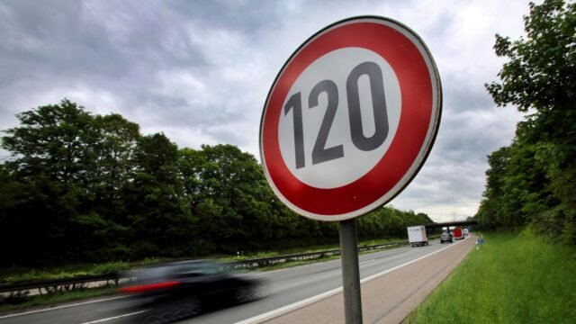 Mengemudi pengendara di 199 mph di Autobahn Jerman didenda lebih dari $ 1.000
