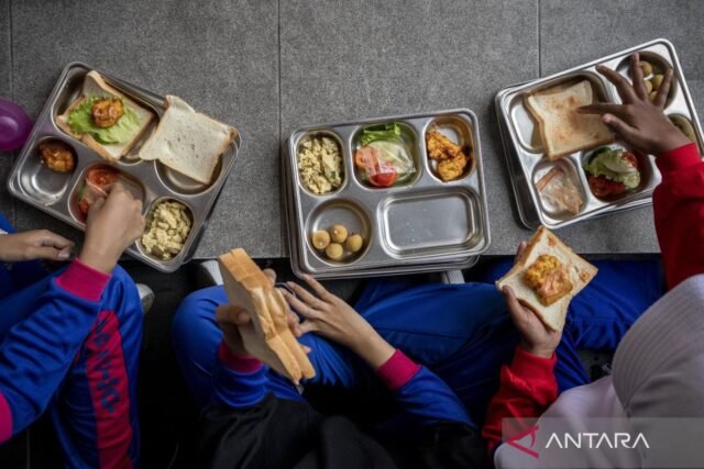 Program Meals Gratis Membangun Pemuda yang Cerdas dan Sehat: Anggota Pak Pandangan Indonesia
