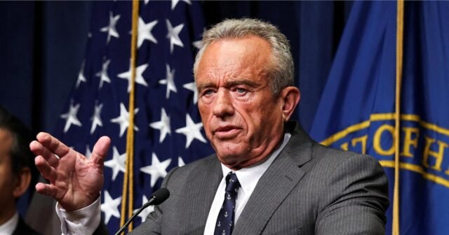 RFK Jr. menghentikan $ 500 juta untuk penelitian vaksin mRNA

