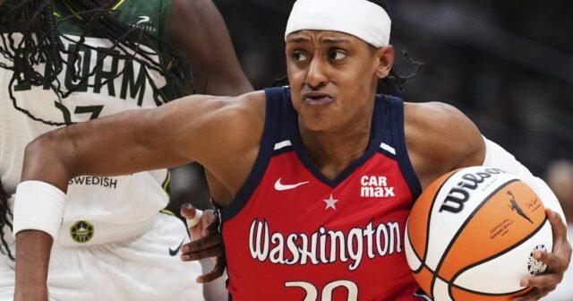 Storm memperoleh penjaga all-star Brittney Sykes dalam perdagangan dengan mistikus
