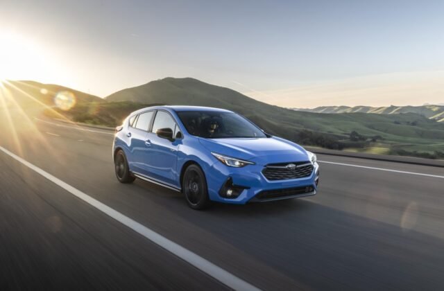 Subaru mendaki harga impreza untuk 2026 - haruskah Anda menunggu atau membeli 2025 sebagai gantinya?
