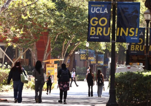 Trump mencari denda $ 1 miliar melawan UCLA. Newsom mengatakan 'Kami akan menuntut,' menyebutnya pemerasan
