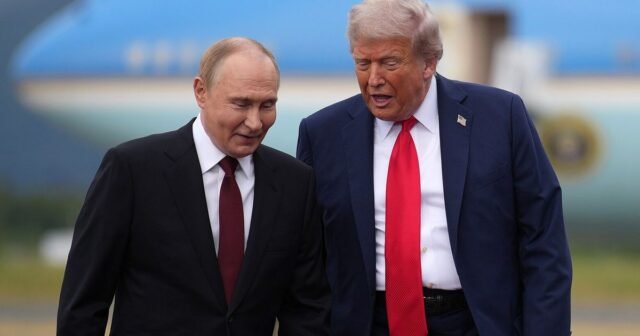 Trump mengatakan dia yakin Xi tidak akan bertindak atas Taiwan
