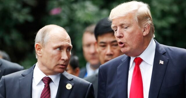 Trump, pertemuan Putin setuju, Kremlin mengatakan, setelah Trump mengatakan ada "peluang bagus" dia akan bertemu dengan Putin dan Zelenskyy
