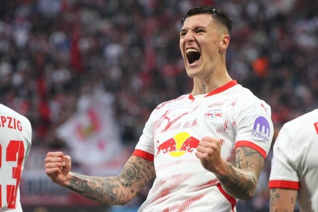 Tuntutan Diet Benjamin Sesko Diungkapkan dengan Target Top Man Utd makan empat telur goreng dengan sarapan setiap hari
