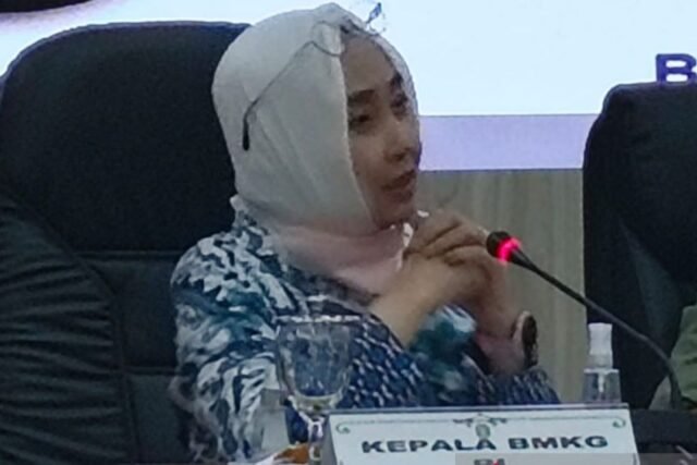 W Kalimantan: BMKG melakukan modifikasi cuaca untuk mengekang kebakaran
