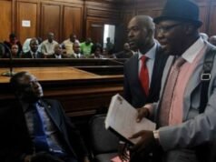 Oposisi Zimbabwe: Warisan Perpecahan, Ketidakpercayaan, dan Peluang yang Hilang Oposisi Zimbabwe: Warisan Perpecahan, Ketidakpercayaan, dan Peluang yang Hilang