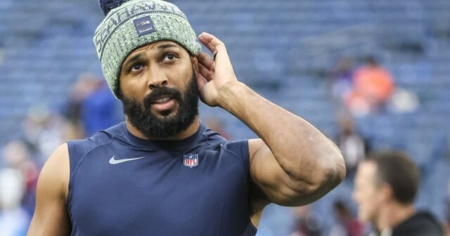 Seahawks menempatkan Julian Love, Eric Saubert di cadangan cedera
